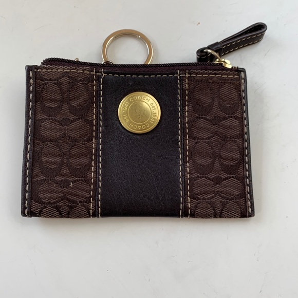 Coach Handbags - Coach Coin Purse